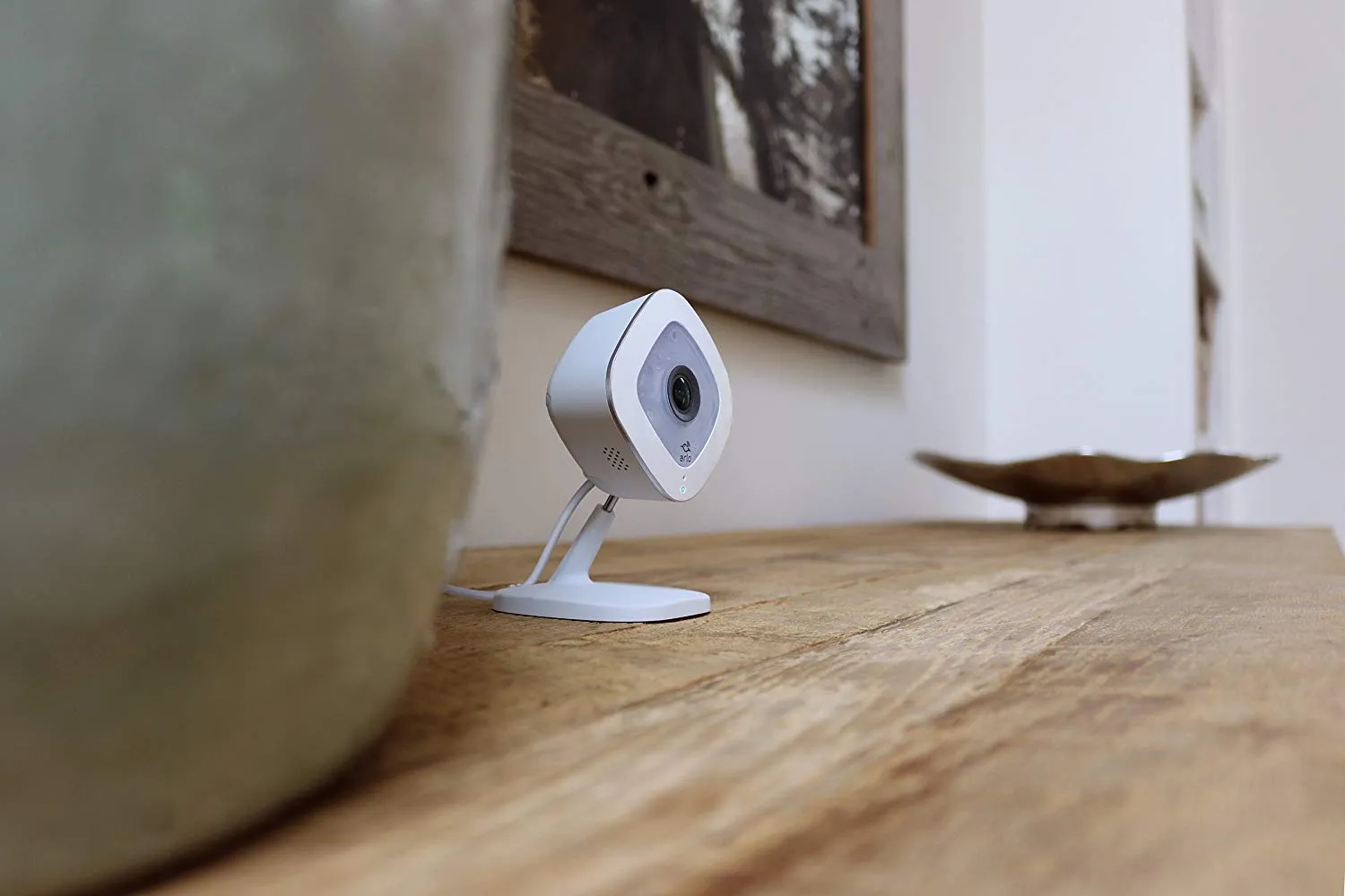 Arlo Q-Series Day/Night Cube Camera - Certified Refurbished