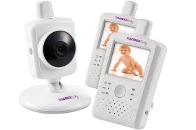 Baby monitor with 2 handheld monitors