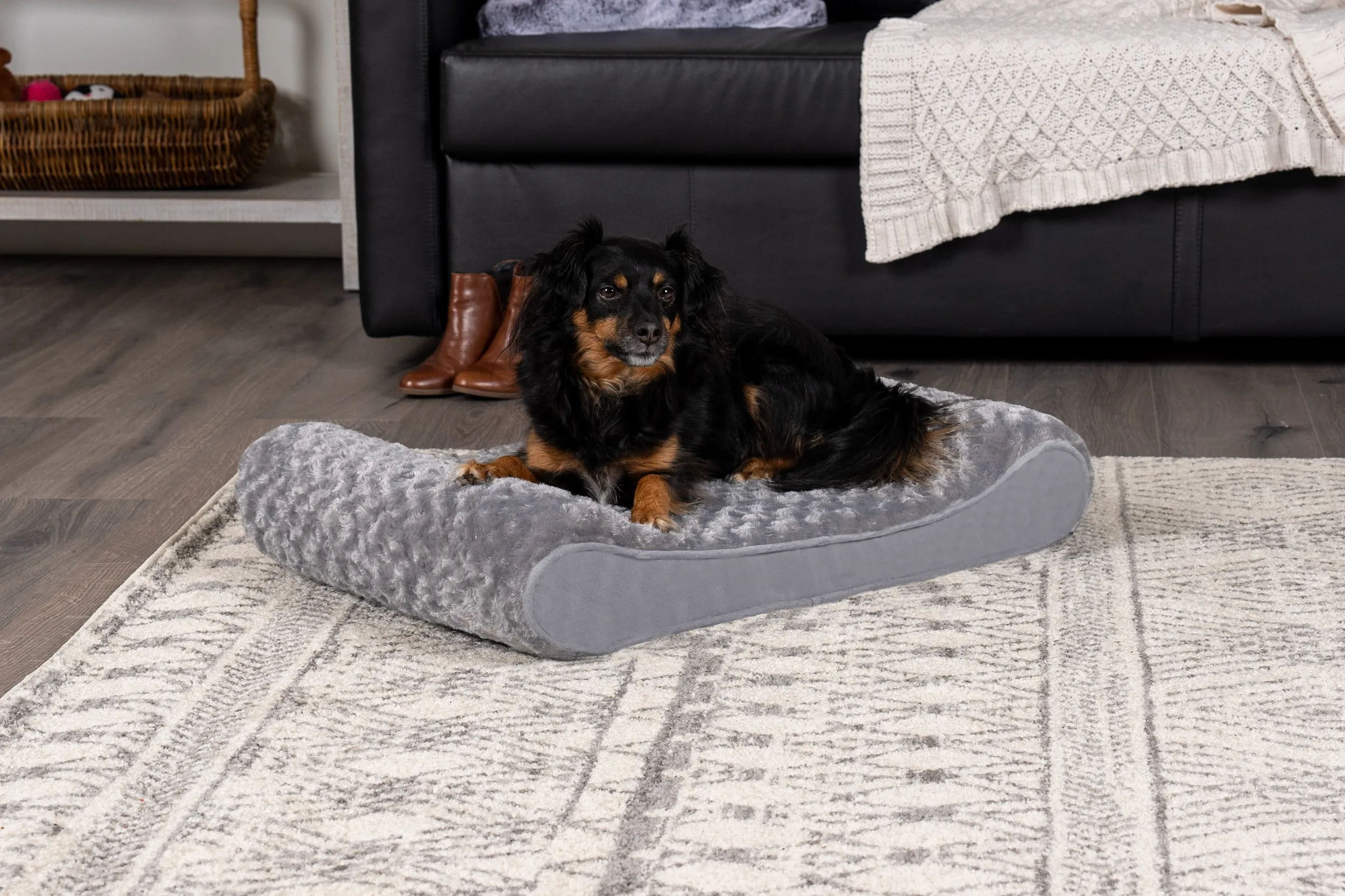 Luxe Lounger Contour Dog Bed - Ultra Plush